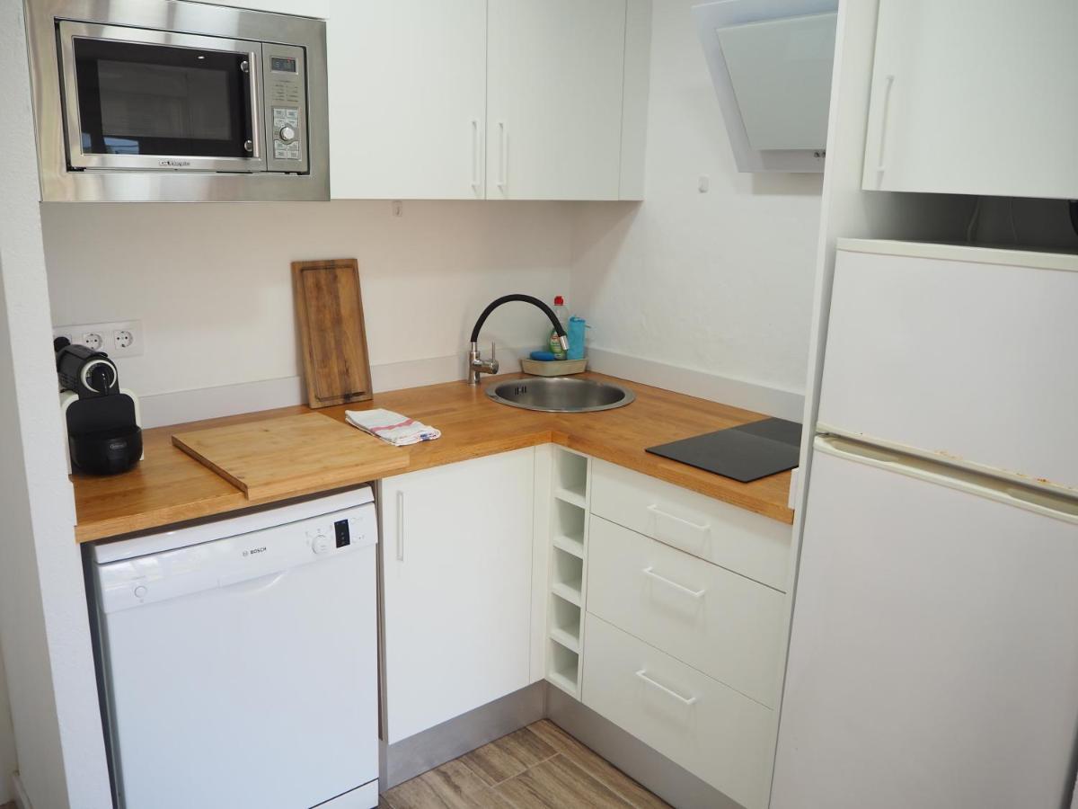 Apartament Amb Piscina I Aparcament - Baixos Amb Jardinet كاليلا دو بالافروجيل المظهر الخارجي الصورة