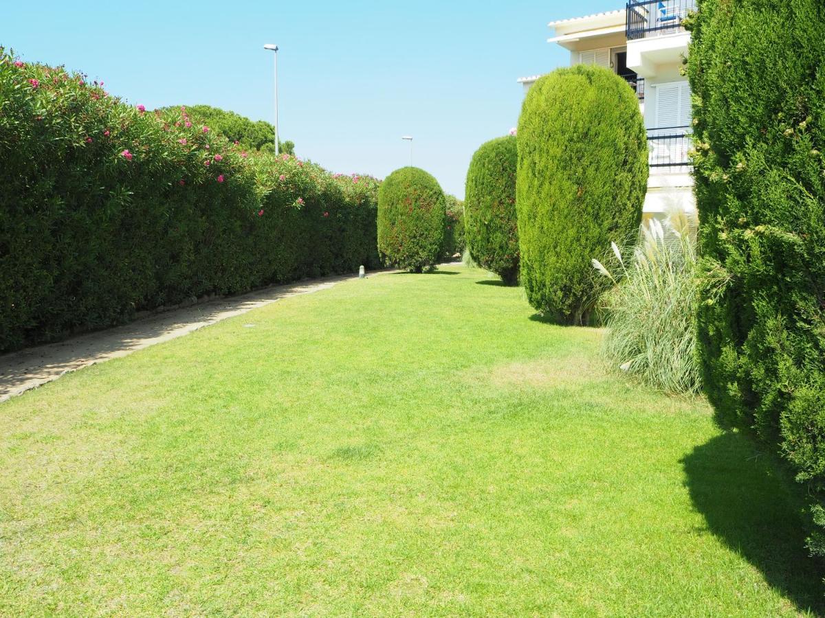 Apartament Amb Piscina I Aparcament - Baixos Amb Jardinet كاليلا دو بالافروجيل المظهر الخارجي الصورة